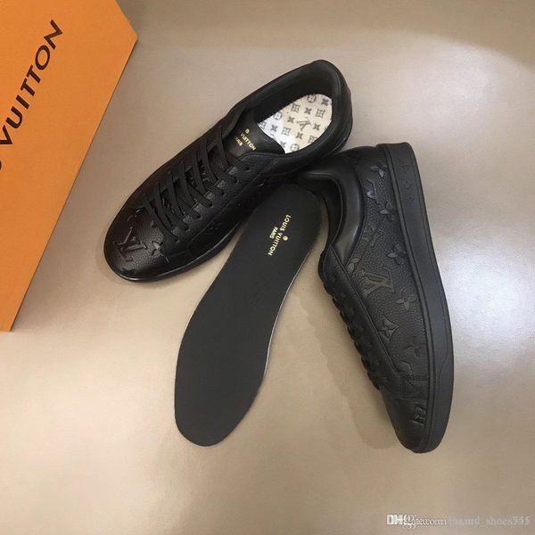 high-pink gancini casual shoes high-quality brand-name shoes, r design fashion flat bottom comfortable trend,ss
high-pink gancini casual shoes high-quality brand-name shoes, r design fashion flat bottom comfortable trend,ss