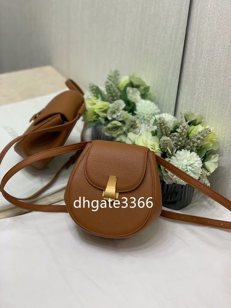 new ladies messenger bag shoulder bag leather manufacturing packaging dust bag for packing box 104102
new ladies messenger bag shoulder bag leather manufacturing packaging dust bag for packing box 104102