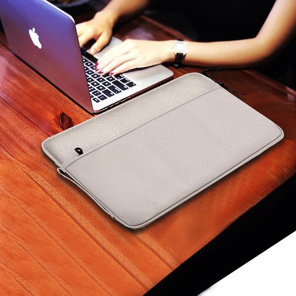 new for 11/12 13.3 15.6 inch macbook lapbriefcase waterproof lapbag causal handbag fashion nylon
new for 11/12 13.3 15.6 inch macbook lapbriefcase waterproof lapbag causal handbag fashion nylon