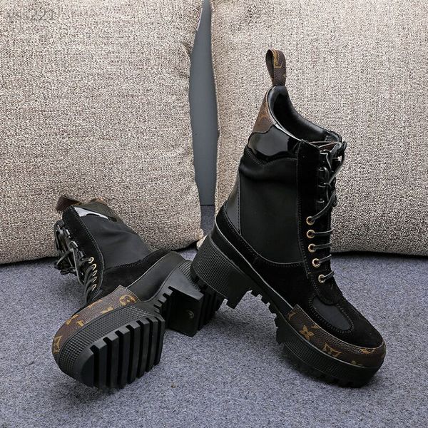european station winter new short boots custom heel high heel martin boots retro authentic leisure thick bottom motorcycle boots women, Black
european station winter new short boots custom heel high heel martin boots retro authentic leisure thick bottom motorcycle boots women, Black