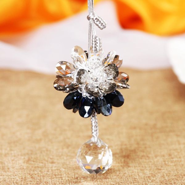 high-grade crystal snowflake pendant rearview mirror ornaments car interior decoration fashion lady
high-grade crystal snowflake pendant rearview mirror ornaments car interior decoration fashion lady
