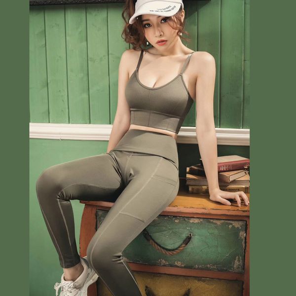 seamless yoga set women fitness sportswear woman gym leggings padded push-up strappy sports bra 2 pcs yoga clothing sport suits, White;red
seamless yoga set women fitness sportswear woman gym leggings padded push-up strappy sports bra 2 pcs yoga clothing sport suits, White;red