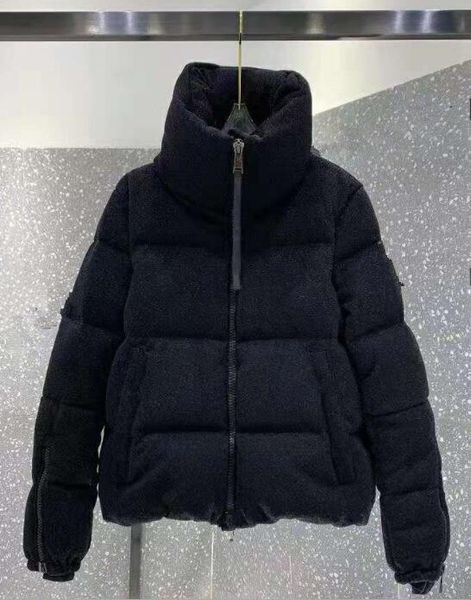 2019 new winter fashion woman thick 90% down jacket velvet mini parkas pink sweet coat cute girl's warm outwear, Black
2019 new winter fashion woman thick 90% down jacket velvet mini parkas pink sweet coat cute girl's warm outwear, Black