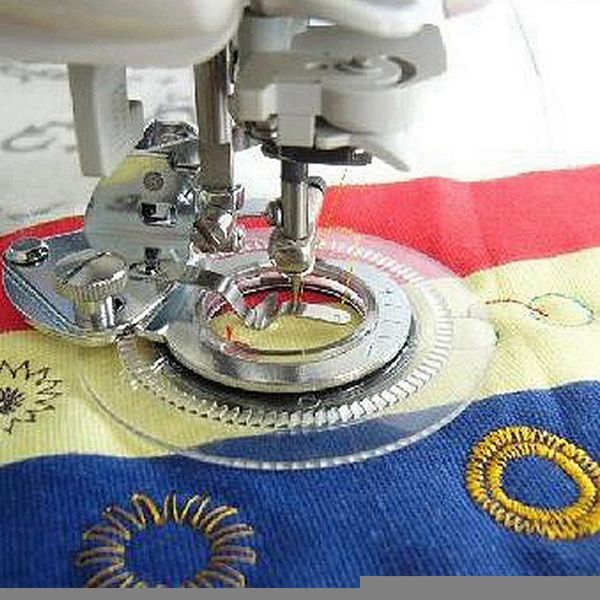 диск вышивки прижимная лапка многофункциональная швейная машина аксессуары прижимная подходит для low-футового швейная машина, Black
диск вышивки прижимная лапка многофункциональная швейная машина аксессуары прижимная подходит для low-футового швейная машина, Black