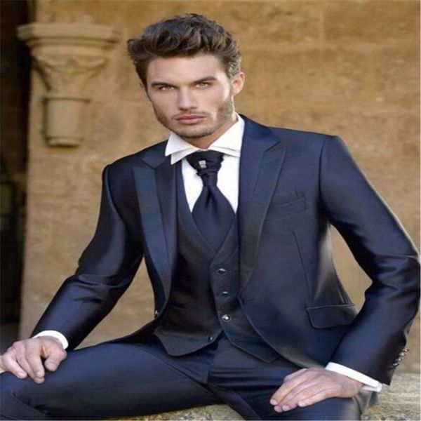 classic navy blue one button groom suits for wedding 2020 the man suits for mens business party tuxedos three piece, White;black
classic navy blue one button groom suits for wedding 2020 the man suits for mens business party tuxedos three piece, White;black