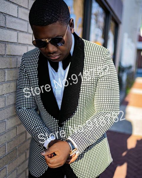 handsome one button groomsmen shawl lapel groom tuxedos men suits wedding/prom/dinner man blazer(jacket+pants+tie) k57, Black;gray
handsome one button groomsmen shawl lapel groom tuxedos men suits wedding/prom/dinner man blazer(jacket+pants+tie) k57, Black;gray