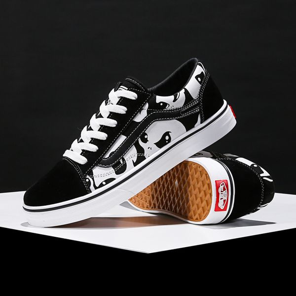 2020 new fashion men's shoes women's shoes canvas couple grimace couple students board sports tennis, Black
2020 new fashion men's shoes women's shoes canvas couple grimace couple students board sports tennis, Black