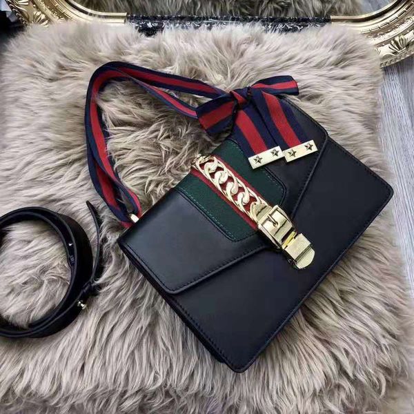 girl purse double straps stylish cross-body bag ladies luxury stripe decorated envelope shoulder bag
girl purse double straps stylish cross-body bag ladies luxury stripe decorated envelope shoulder bag