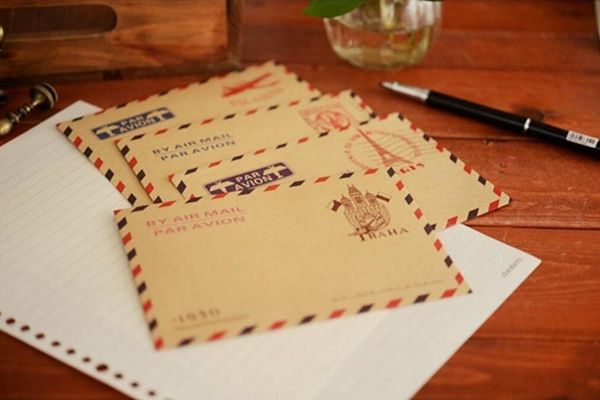 10 pieces/lot large vintage envelope postcard letter stationery paper airmail vintage office supplies kraft envelope 11*16.2
10 pieces/lot large vintage envelope postcard letter stationery paper airmail vintage office supplies kraft envelope 11*16.2