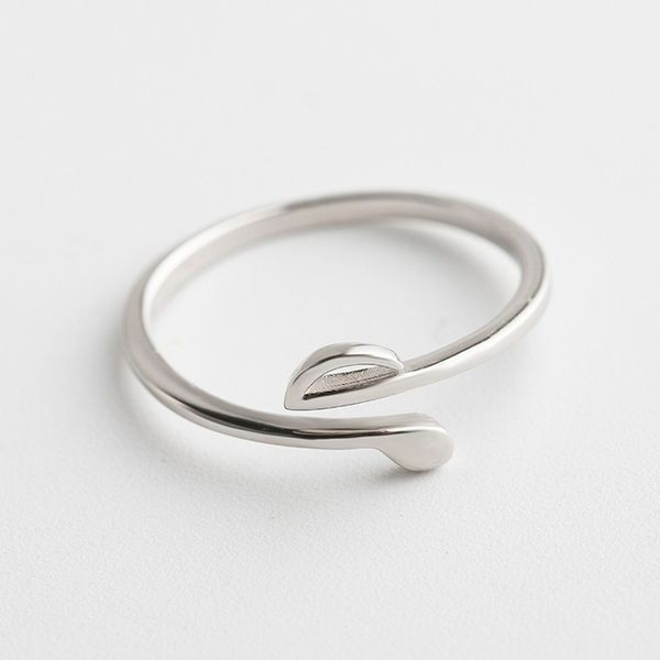 японский и корейский стиль новое открытые простая личности серебряные ювелирные изделия кольца примечание форма 925 серебряного кольца женщи, Slivery;golden
японский и корейский стиль новое открытые простая личности серебряные ювелирные изделия кольца примечание форма 925 серебряного кольца женщи, Slivery;golden