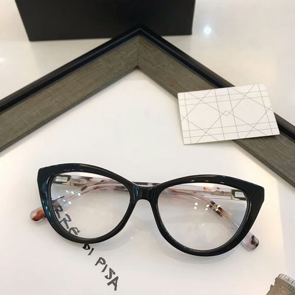 the new dc3569 stylish and elegant lady small cat eye glasses frame quality pure plate complete set of case prescription galssses 54-16-140
the new dc3569 stylish and elegant lady small cat eye glasses frame quality pure plate complete set of case prescription galssses 54-16-140