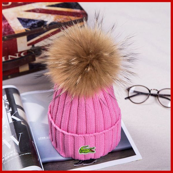 классический зимний вязаные real fur hat женщины сгущаться шапочки с real raccoon fur помпонами warm caps snapback помпоном шапочку шляпы, Blue;gray
классический зимний вязаные real fur hat женщины сгущаться шапочки с real raccoon fur помпонами warm caps snapback помпоном шапочку шляпы, Blue;gray