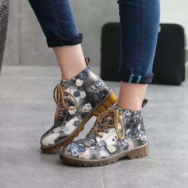 autumn women ankle boots low heels flower flats casual shoes woman oxfords lace-up motorcycle booties plus size 41 42, Black
autumn women ankle boots low heels flower flats casual shoes woman oxfords lace-up motorcycle booties plus size 41 42, Black