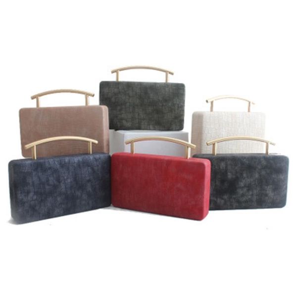 spring and summer new solid color pu small square bag metal portable banquet dinner bag sweet lady wedding
spring and summer new solid color pu small square bag metal portable banquet dinner bag sweet lady wedding