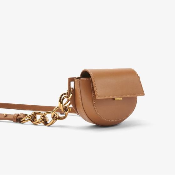 2020 fashion new style women's semi-circular saddle bag retro cross-body ins chain sling bag
2020 fashion new style women's semi-circular saddle bag retro cross-body ins chain sling bag