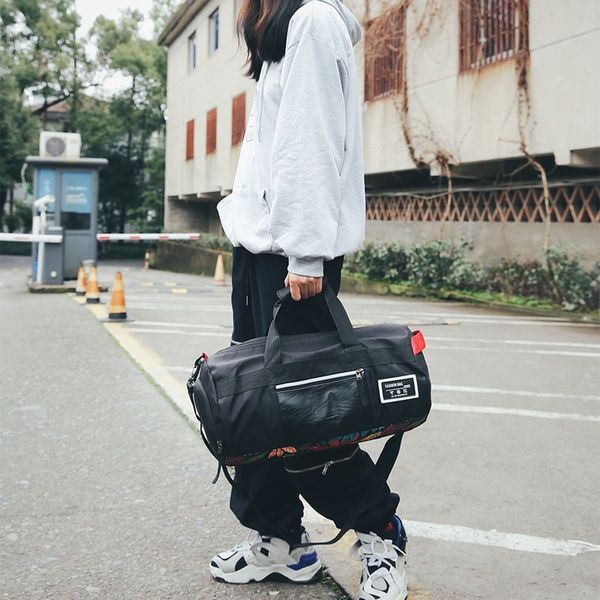 shoulder bag travel bag mens and womens sports gym bag wet and dry separation yoga small couples shoulder
shoulder bag travel bag mens and womens sports gym bag wet and dry separation yoga small couples shoulder