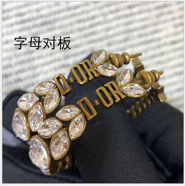 diamond studded personalized letter bracelet 19 years new diamond studded bracelet popular jewelry, Golden;silver
diamond studded personalized letter bracelet 19 years new diamond studded bracelet popular jewelry, Golden;silver