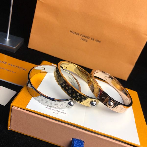 Charm Bracelets jewelryboutique
Charm Bracelets jewelryboutique