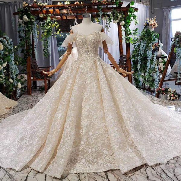 2019 latest satin wedding dress sweetheart neck princess short sleeve backless long train shining sequins applique hochzeitskleider garden, White
2019 latest satin wedding dress sweetheart neck princess short sleeve backless long train shining sequins applique hochzeitskleider garden, White