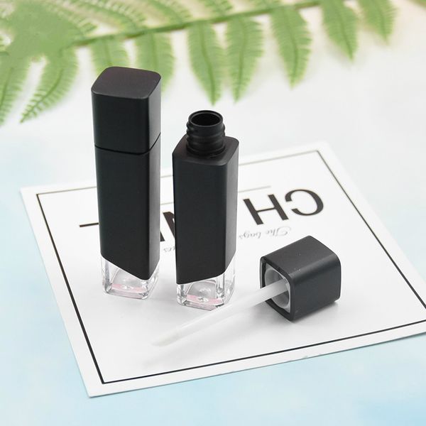 wholesale makeup lip gloss packaging plastic square black lip gloss bottle empty lipgloss tubes refillable lipgloss bottles containers
wholesale makeup lip gloss packaging plastic square black lip gloss bottle empty lipgloss tubes refillable lipgloss bottles containers