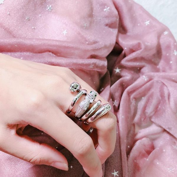 luxury jewelry double leopard head brick domineering fashion ring high-end temperament gold rose gold quality ring, Slivery;golden
luxury jewelry double leopard head brick domineering fashion ring high-end temperament gold rose gold quality ring, Slivery;golden