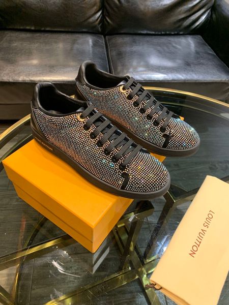 high-end luxury men's casual shoes outdoor sports basketball shoes fashion design platform vintage men's shoes size 38-44 oooo
high-end luxury men's casual shoes outdoor sports basketball shoes fashion design platform vintage men's shoes size 38-44 oooo