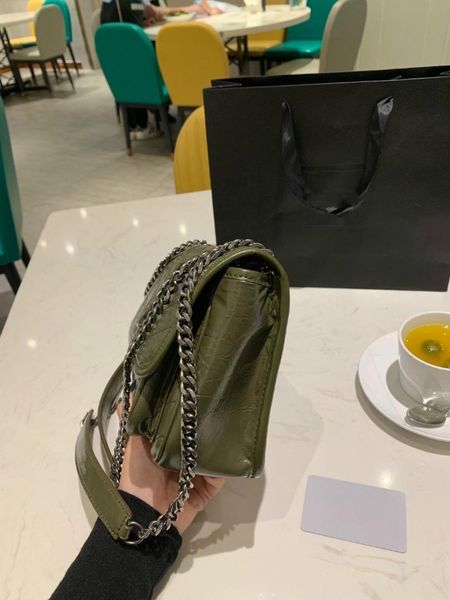 new high-grade pleats newspaper pattern messenger bag classic quality and durability luxury handbags women bags designer
new high-grade pleats newspaper pattern messenger bag classic quality and durability luxury handbags women bags designer