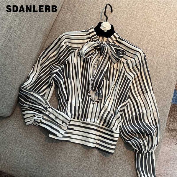 ladies blouse 2020 spring summer new elegant cropped slim waist bow lantern sleeve stripes chiffon blouse shirts blusas femme, White
ladies blouse 2020 spring summer new elegant cropped slim waist bow lantern sleeve stripes chiffon blouse shirts blusas femme, White