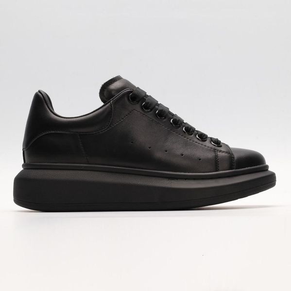 new arrival black white red luxury fashion designer women shoes gold low cut leather flat designers brand men womens casual sneakers v4
new arrival black white red luxury fashion designer women shoes gold low cut leather flat designers brand men womens casual sneakers v4