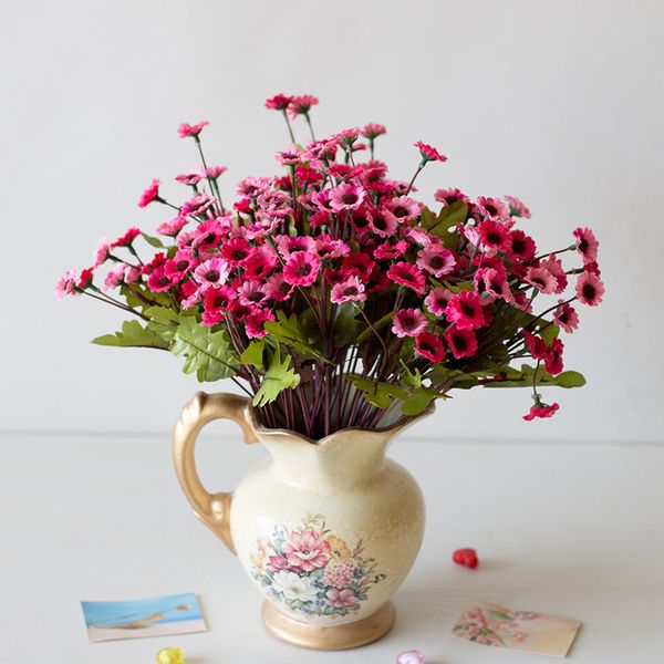 1pcs artificial flowers silk chrysanthemum 6 branches artificial daisy fake flowers decoration for home garden office decor
1pcs artificial flowers silk chrysanthemum 6 branches artificial daisy fake flowers decoration for home garden office decor