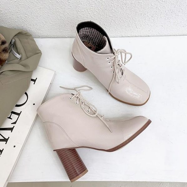 big size 9 10 11-17 boots women shoes ankle boots for women ladies shoes woman winter cross strap with round head, Black
big size 9 10 11-17 boots women shoes ankle boots for women ladies shoes woman winter cross strap with round head, Black