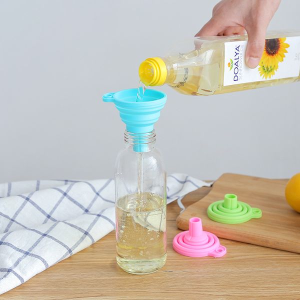 food grade silicone fold funnel telescopic long necked liquid hopper opp package sell well with green blue color 1 15rl j1
food grade silicone fold funnel telescopic long necked liquid hopper opp package sell well with green blue color 1 15rl j1