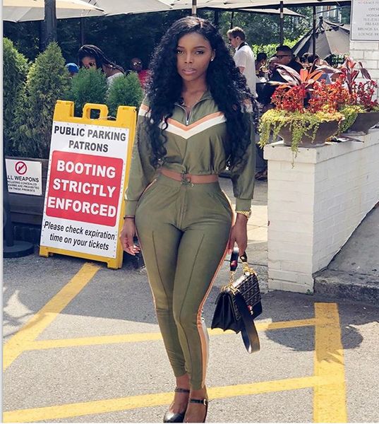 womens designer two-piece short casual suit3l8r, White
womens designer two-piece short casual suit3l8r, White