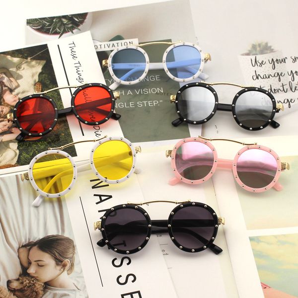 wholesale 2020 new designer sunglasses for children girls boys kids beach supplies uv protective eyewear baby fashion sunshades glasses, Blue
wholesale 2020 new designer sunglasses for children girls boys kids beach supplies uv protective eyewear baby fashion sunshades glasses, Blue