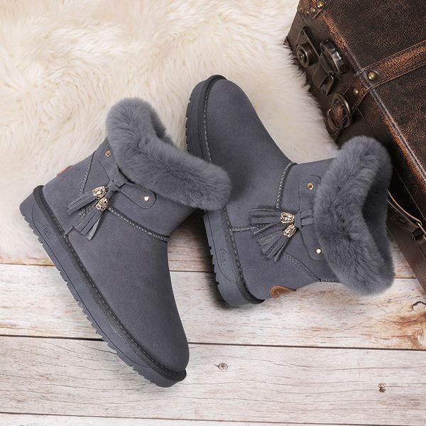women cow leather fur snow boots female winter new tassel in the tube warm thick boots short wild snow cotton women, Black
women cow leather fur snow boots female winter new tassel in the tube warm thick boots short wild snow cotton women, Black