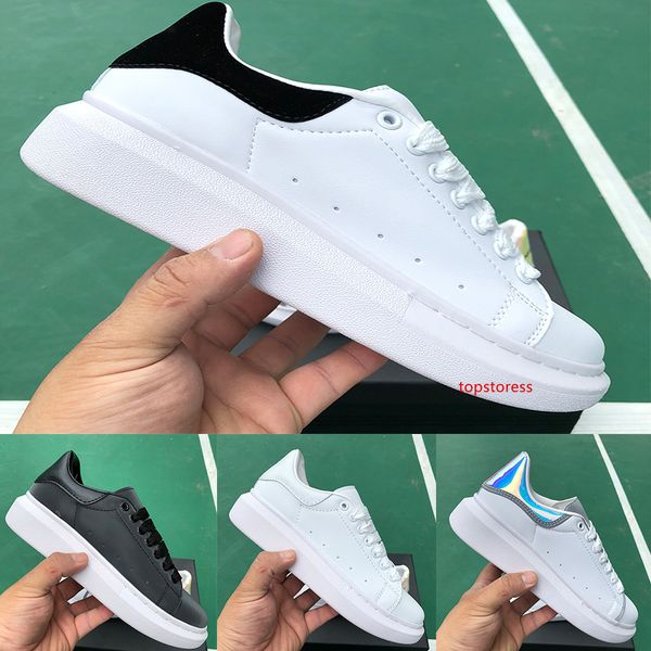 2020 selling triple black white platform luxury designer sneakers 3m reflective men women outdoor fashion walking trainers casual shoes
2020 selling triple black white platform luxury designer sneakers 3m reflective men women outdoor fashion walking trainers casual shoes