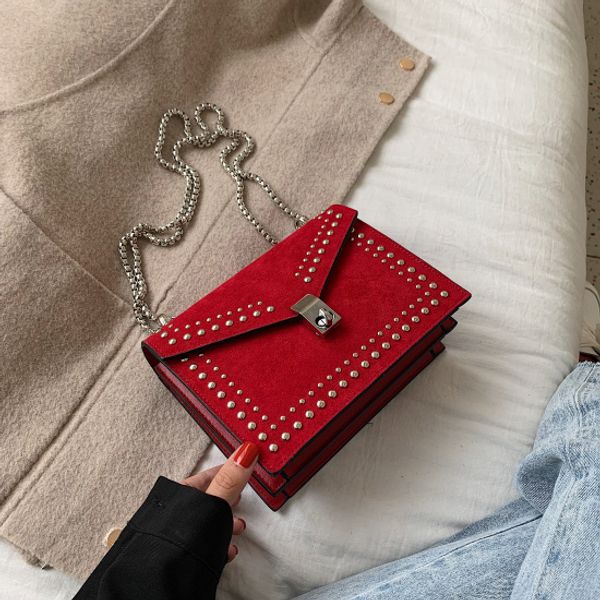 кожа малого плеча сумка для женщин 2020 сети rivet замка crossbody сумка женского путешествие мини-сумки
кожа малого плеча сумка для женщин 2020 сети rivet замка crossbody сумка женского путешествие мини-сумки