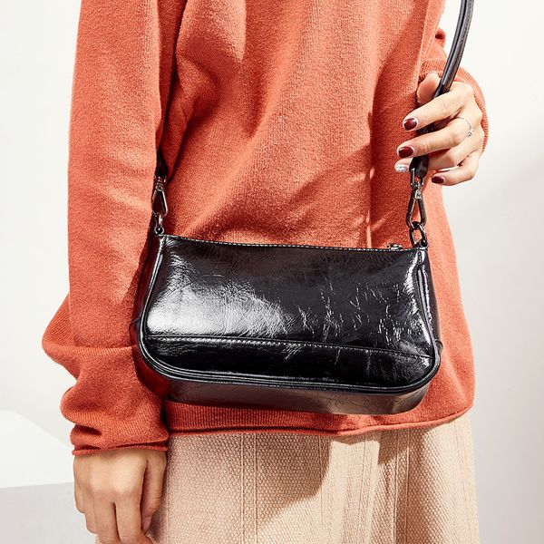 fashion 2020 cowhide women's pouch new mini messenger bags retro genuine leather solid color handbag ladies clutch
fashion 2020 cowhide women's pouch new mini messenger bags retro genuine leather solid color handbag ladies clutch