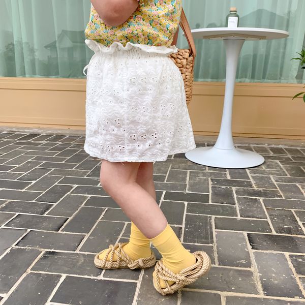 2020 summer new arrival girls fashion white lace flroal skirt kids casual cotton skirts skirt girl
2020 summer new arrival girls fashion white lace flroal skirt kids casual cotton skirts skirt girl