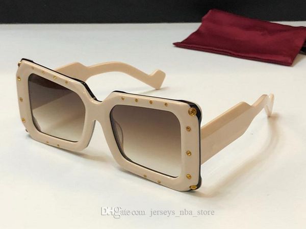 new fashion sunglasses 0689s square frame with small diamond sunglasses simple avant-garde popular style 0689 glasses with case, White;black
new fashion sunglasses 0689s square frame with small diamond sunglasses simple avant-garde popular style 0689 glasses with case, White;black