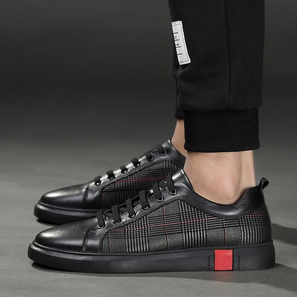 walking shoes men casual jogging shoes comfortable chaussure homme non-slip lace-up black summer plus size leather
walking shoes men casual jogging shoes comfortable chaussure homme non-slip lace-up black summer plus size leather