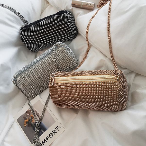 sparkling rhinestone mobile phone bag fashion chain shoulder messenger bag pillow ladies dinner clutch sequins luxurydesigner
sparkling rhinestone mobile phone bag fashion chain shoulder messenger bag pillow ladies dinner clutch sequins luxurydesigner