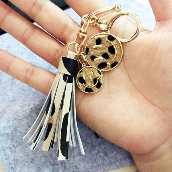s1270 pu leather tassels key ring smile leopard keyring tassel ring circle key ring keychain wristlet keyrings bag pendant, Slivery;golden
s1270 pu leather tassels key ring smile leopard keyring tassel ring circle key ring keychain wristlet keyrings bag pendant, Slivery;golden
