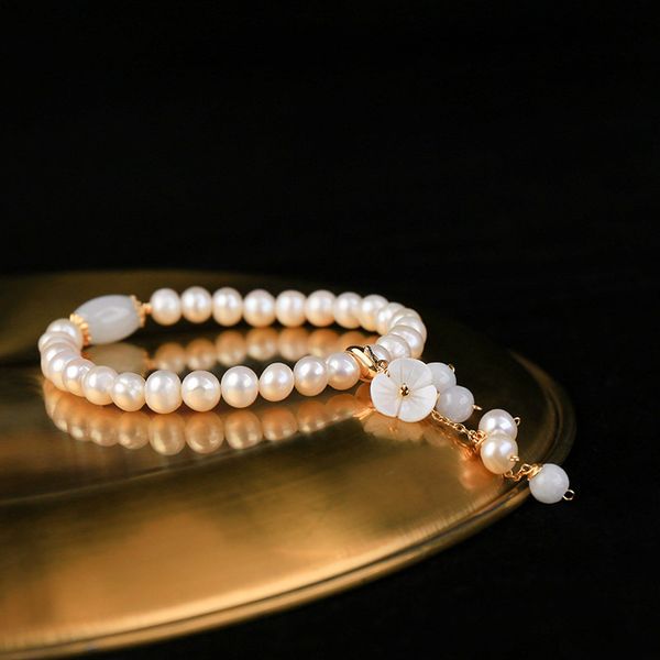 2020 new wholesale nature freshwater pearl bracelets for women charm real white pearl bracelet girl gift fashion pearls fine, Golden;silver
2020 new wholesale nature freshwater pearl bracelets for women charm real white pearl bracelet girl gift fashion pearls fine, Golden;silver