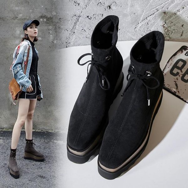 leather ankle boots leather fashion womens designer booties classic monogram chunky heel martin boots women desert boots shoes, Black
leather ankle boots leather fashion womens designer booties classic monogram chunky heel martin boots women desert boots shoes, Black