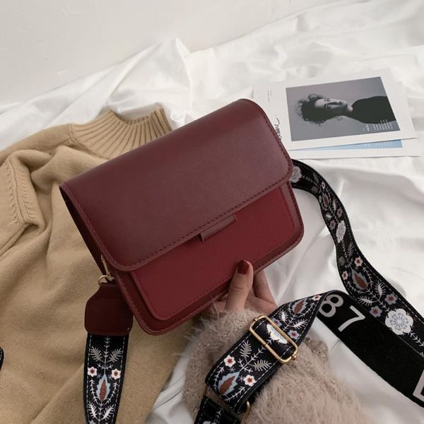 vintage crossbody bags for women 2020 travel handbag print strap shoulder messenger bag ladies crossbody bag phone small bags
vintage crossbody bags for women 2020 travel handbag print strap shoulder messenger bag ladies crossbody bag phone small bags