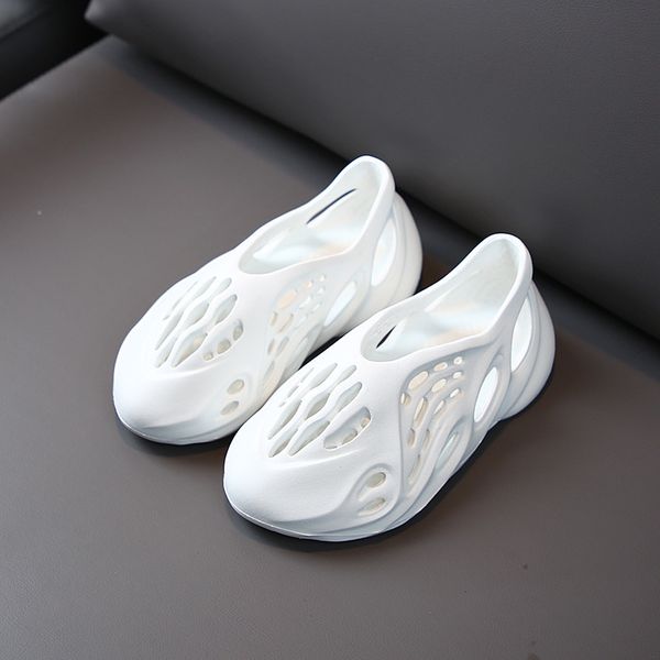 boys girls fashion beach foam runner summer beach sandals toddler kids slip-on foam runner breathable shoes coconut hole sandals, Black;red
boys girls fashion beach foam runner summer beach sandals toddler kids slip-on foam runner breathable shoes coconut hole sandals, Black;red