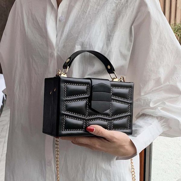 vintage square tote bag 2020 fashion new pu leather women's handbag rivet box bag shoulder messenger
vintage square tote bag 2020 fashion new pu leather women's handbag rivet box bag shoulder messenger