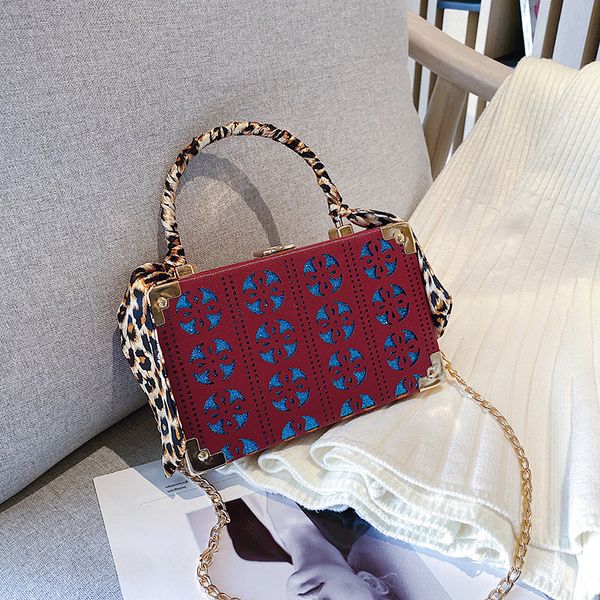 2019 ladies messenger mini hasp bags cross body purse famous brand ladies strap bags jinhe/11
2019 ladies messenger mini hasp bags cross body purse famous brand ladies strap bags jinhe/11