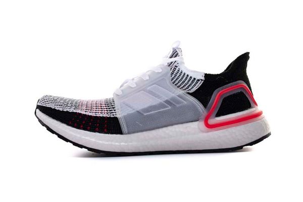 box) original multicolor white rainbow ub ultra 5.0 running shoes men women designer sports shoes primeknit sneaker
box) original multicolor white rainbow ub ultra 5.0 running shoes men women designer sports shoes primeknit sneaker